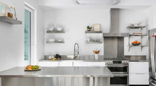 An all electric kitchen in Massachusetts home